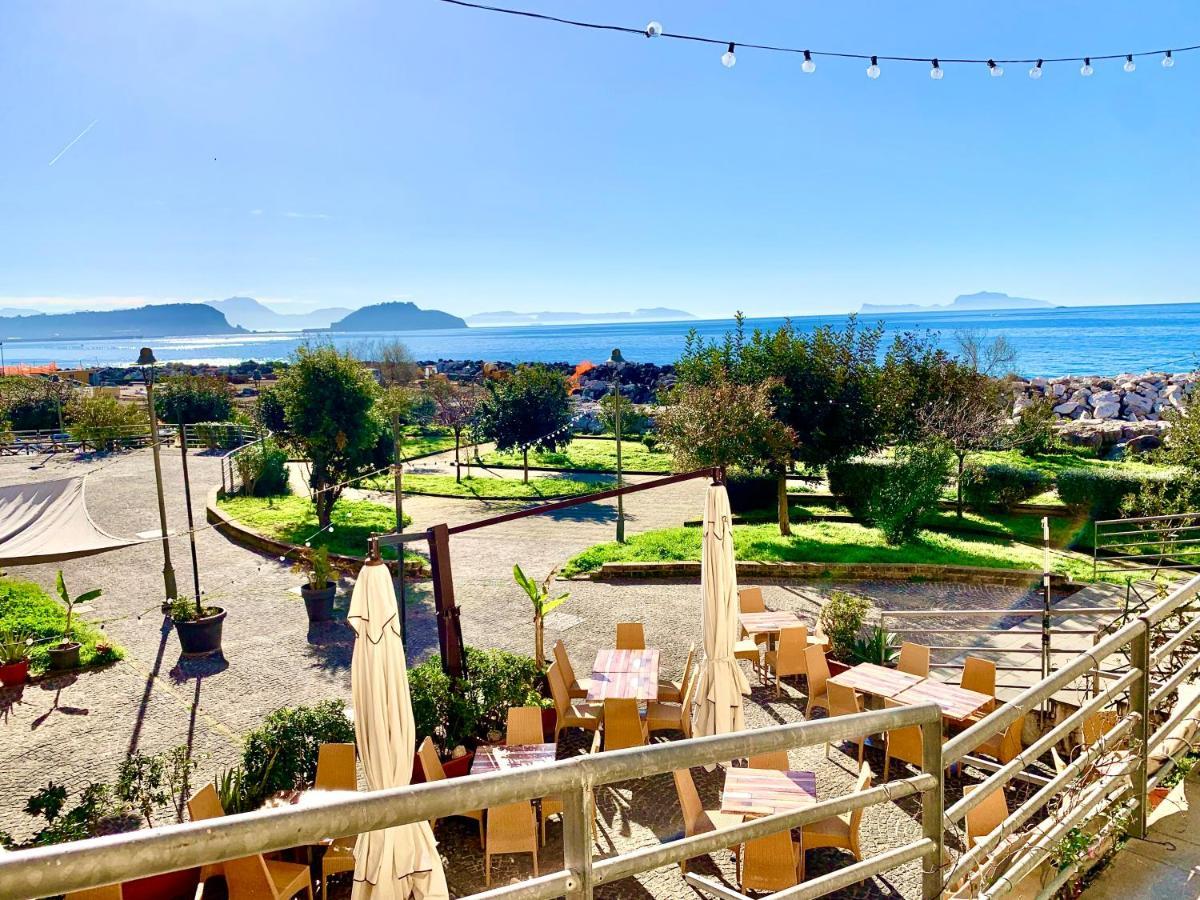 Artis Mare Bed & Breakfast Pozzuoli Bagian luar foto