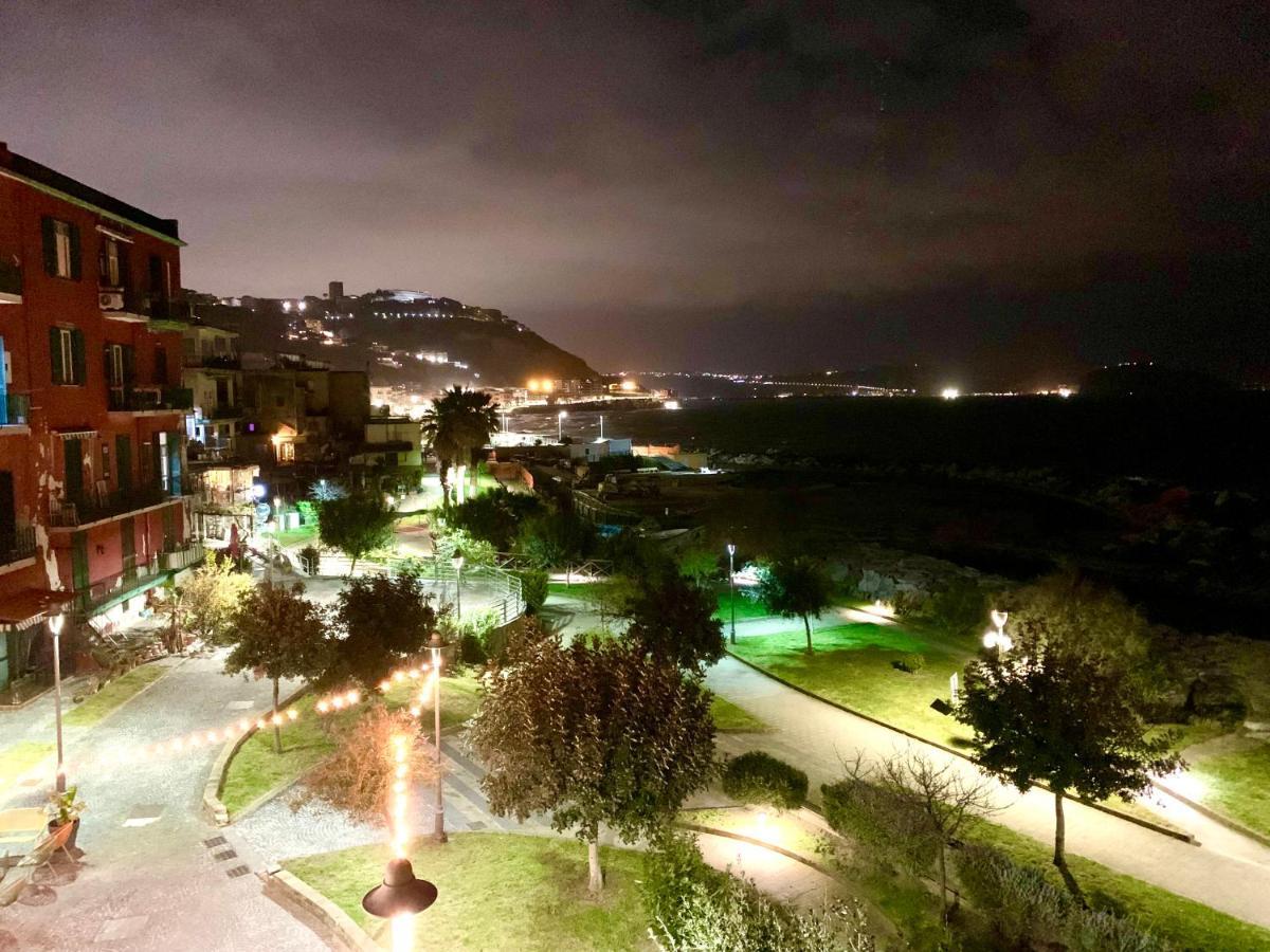 Artis Mare Bed & Breakfast Pozzuoli Bagian luar foto
