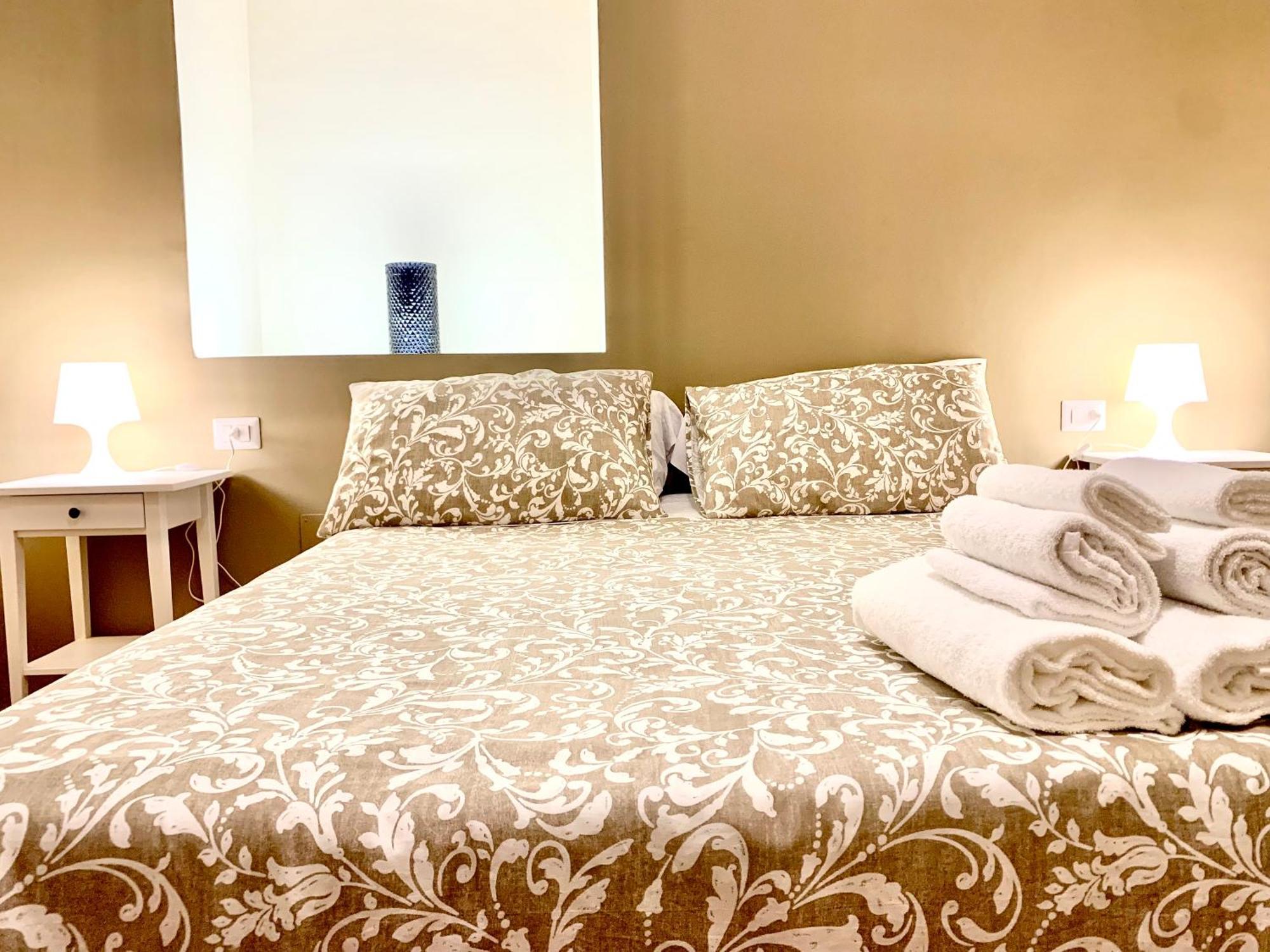 Artis Mare Bed & Breakfast Pozzuoli Bagian luar foto