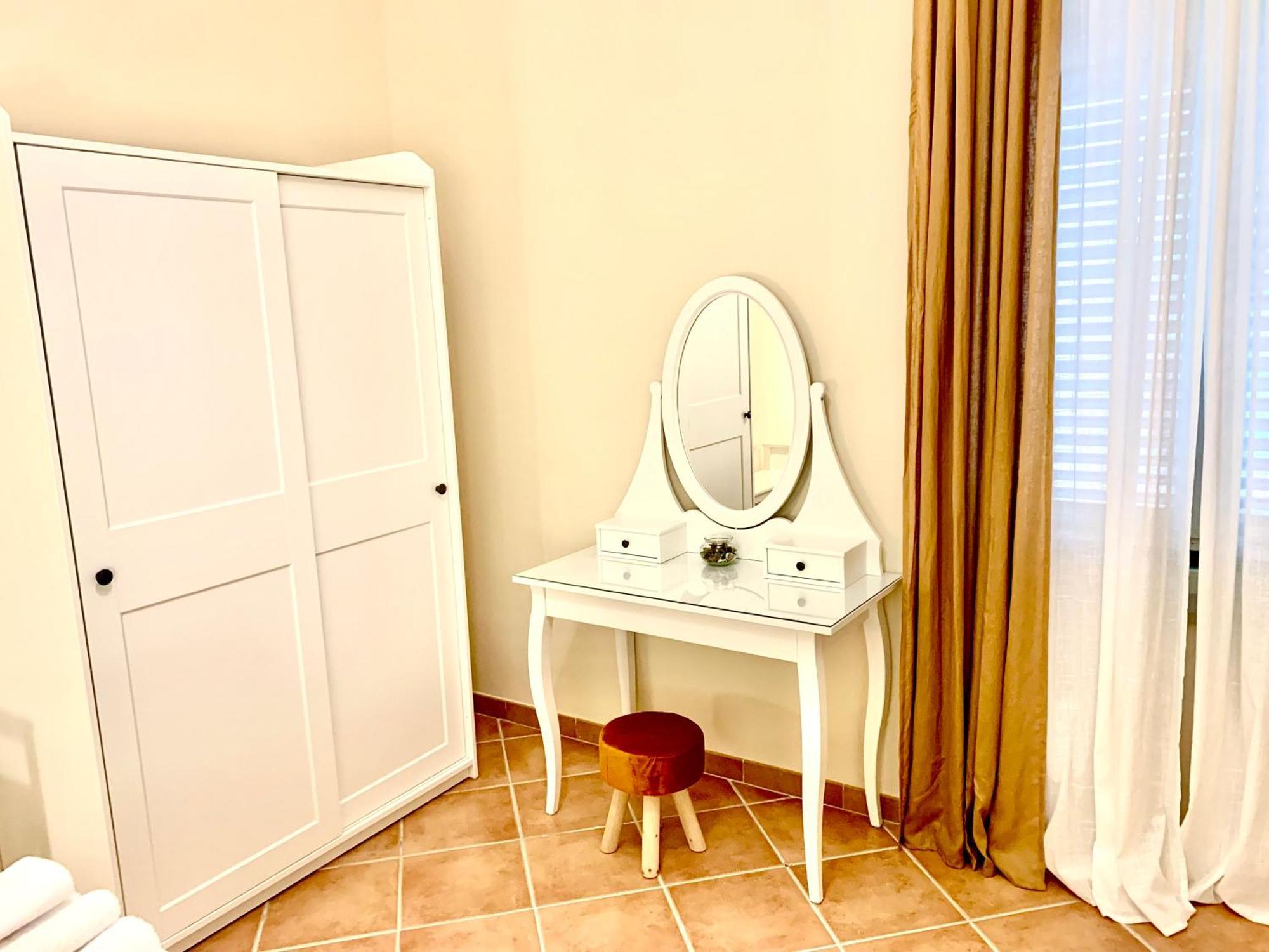 Artis Mare Bed & Breakfast Pozzuoli Bagian luar foto