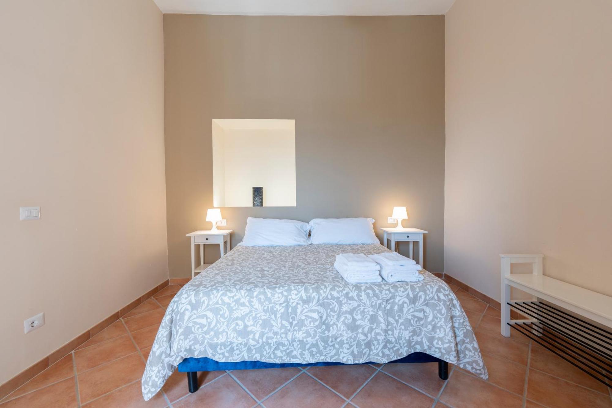 Artis Mare Bed & Breakfast Pozzuoli Bagian luar foto